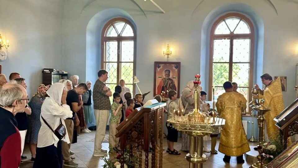 Воскресный день в нашем храме.