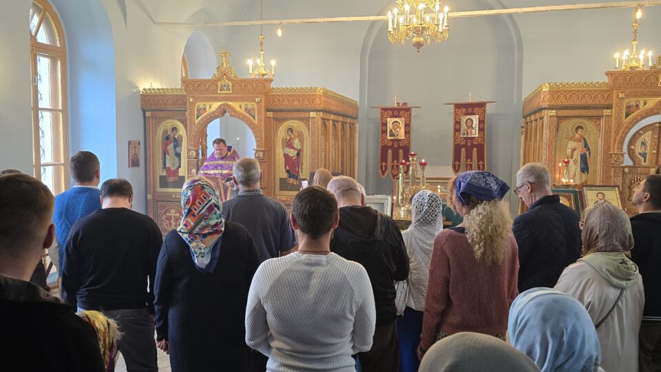 Праздник Воздвижения Честного и Животворящего Креста Господня.
